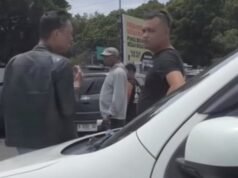 El asistente de estacionamiento viral en el evento de graduación de Unpad fija el precio en 40.000 IDR