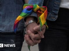 Dos populares plataformas de citas gay eliminadas de las tiendas de aplicaciones en China