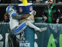 Jameson Williams quema a los Eagles con un touchdown sensacional y luego les cuesta un punto a los Lions con un penalti de celebración