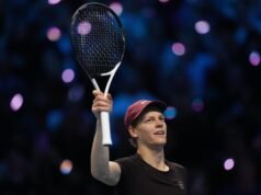 Finales ATP: Sinner vence a De Miñaur para llegar a la pelea por el título
