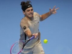 El finalista del año pasado, Fritz, vence al último participante Musetti en las Finales ATP