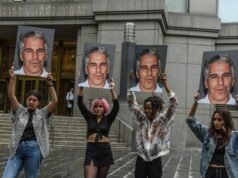 El ‘pequeño pene deformado’ de Jeffrey Epstein conduce a una sorprendente conexión con Michael Jackson
