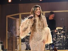Kelly Clarkson ayuda a los fans a asistir al primer concierto desde la muerte de su ex
