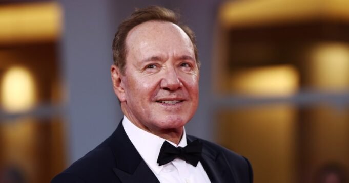 GettyImages-2233043087-Kevin-Spacey-Has-No-Home-After-Sexual-Assault-Claims.jpg