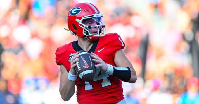 GettyImages-2242088796Why-Georgia-QB-Gunner-Stockton-Has-Extra-Motivation-to-Beat-Florida.jpg