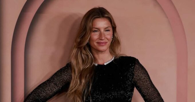 GettyImages-2247564961-gisele-makes-first-red-carpet-appearance-since-giving-birth.jpg