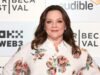Melissa McCarthy presentará ‘SNL’ en diciembre con el invitado musical Dijon