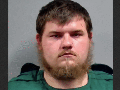 Hombre de Florida acusado de quemar vivos a dos niños para encubrir agresión sexual