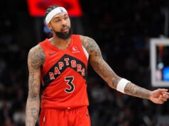 Brandon Ingram de los Raptors multado con 25.000 dólares por tirar una botella de agua y derramar agua en la cancha, perdiendo ante los 76ers