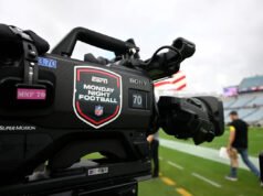 YouTube TV y Disney llegan a un acuerdo de varios años para que las redes ABC y ESPN vuelvan a estar en línea después de dos semanas de estancamiento