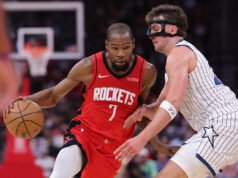 Kevin Durant cae 35 y obtiene una salvaje victoria en tiempo extra sobre el Magic después de un final frenético en el tiempo reglamentario