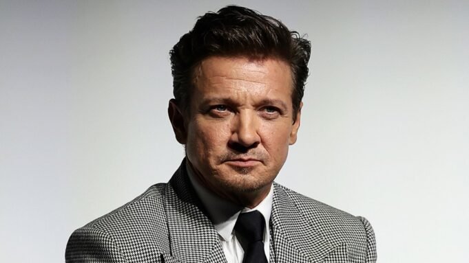 jeremy-renner-denies.jpg