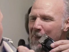 Kody Brown se afeita la barba. Para que pueda conseguir algo de Robyn.