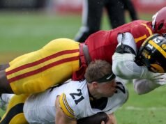 USC mantiene vivas las esperanzas de playoffs con lluvia de dureza contra Iowa