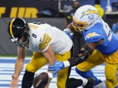 Los Chargers hacen que Aaron Rodgers parezca viejo en la victoria sobre los Steelers