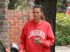 La madre del violador, Jo Silvagni, se descubre sacando la basura después de que su hijo es encarcelado y su propia carrera televisiva ahora está en juego.