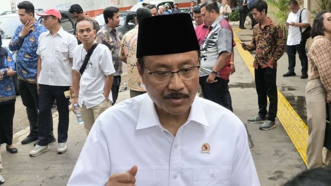 68f30498820d8-menteri-sosial-saifullah-yusuf-atau-gus-ipul_665_374.jpg