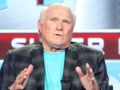 El presentador del domingo de Fox NFL, Curt Menefee, opina sobre el futuro de Terry Bradshaw