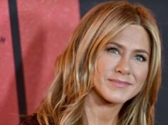 Jennifer Aniston no puede vivir sin este lápiz labial rosa en Amazon