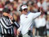 Ole Miss AD: Lane Kiffin sabía ‘hace varias semanas’ que no podría entrenar en los playoffs si se iba a LSU