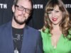 La esposa del bajista de Weezer solicita el divorcio después del tiroteo en LAPD