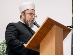 Drama judicial: el hombre acusado de atacar a un predicador musulmán y a su esposa en un ‘crimen de odio’ antiislámico no puede asistir a la audiencia