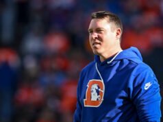 Según los informes, los Bills contratan al coordinador del juego aéreo defensivo de los Broncos, Jim Leonhard, como DC