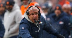 Sean Payton de los Broncos explica por qué no apostó por el tiro de campo en la primera mitad, algo que luego perseguiría a Denver en la nevada derrota por el título de la AFC ante los Patriots.