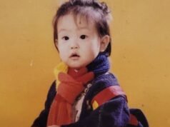 ¡Adivina en quién se convirtió esta niña con su bufanda!