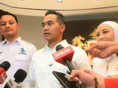 Anindya Bakrie destaca el vínculo entre los salarios y la competitividad de Indonesia con respecto a la UMP 2026