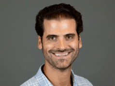 Paramount nombra al ex ejecutivo de Uber y Scale AI, Dennis Cinelli, como director financiero