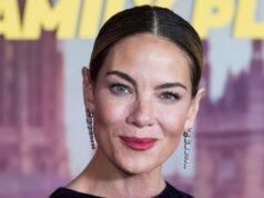 La mascarilla LED antiarrugas Foreo de Michelle Monaghan tiene un 30 % de descuento