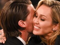 Miley Cyrus y Patrick Schwarzenegger se besan en la mejilla en los Globos de Oro