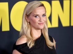 Reese Witherspoon afirma que los estafadores se hacen pasar por ella en las redes sociales