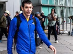 Alex Honnold escala con éxito el rascacielos Taipei 101 en vivo por Netflix