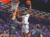 El No. 19 Kansas termina con una racha de 27-7 para vencer a Kansas State, 86-62