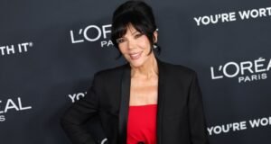 ¿Te gusta el bolso de mamá rica de 36.000 dólares de Kris Jenner? Copia el look por $45
