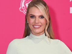 Copie el brillo total de Madison LeCroy con este aceite corporal de $ 38