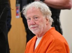 Timothy Busfield acusado de mala conducta por la familia de Julia Roberts