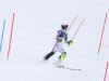 Juegos Olímpicos de Invierno 2026: el atleta noruego Lie McGrath lanza pértigas y se tumba en la nieve tras un sorprendente retiro en slalom
