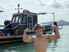 Brit, de 23 años, muere tres semanas después de que un accidente de motocicleta lo dejara en coma mientras su familia desconsolada describe una «pesadilla viviente»