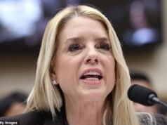 Pam Bondi explota después de que un demócrata le preguntara sobre Epstein: “Frascas, PERDEDOR”. Ni siquiera eres abogado’