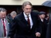 Man United publica una declaración extraña sobre ser «inclusivo y acogedor», sin mencionar a Sir Jim Ratcliffe, después de tener que disculparse por decir que los inmigrantes habían «colonizado» Gran Bretaña.