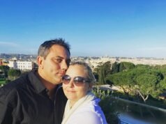 Detalles secretos y dramáticos de la violenta pelea entre Virginia Giuffre, víctima de Epstein, y su esposo están siendo revelados en una amarga batalla legal por su testamento.