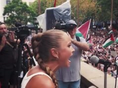 La petición Grace Tame alcanza las 25.000 firmas a medida que aumentan los pedidos para que se despoje del honor al Australiano del Año