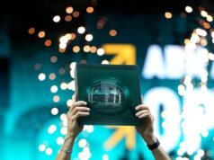 El descarado mensaje de Katie Boulter para su prometida Alex de Miñaur mientras el australiano FINALMENTE pone fin a su sequía de títulos en Rotterdam