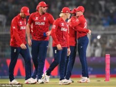 Inglaterra evitó por poco la mayor sorpresa en la historia de la Copa del Mundo, pero no tiene ninguna posibilidad de ganar el primer premio jugando así, escribe RICHARD GIBSON