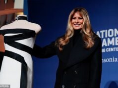 Melania revela un mensaje secreto cosido en su icónico vestido de gala inaugural en blanco y negro