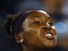 Coco Gauff deja atónitos a los fanáticos del tenis cuando hace un comentario brutal sobre su entrenador durante una crisis en la cancha
