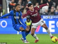 Revelado: El club de la Premier League que tomó un vuelo de 20 MINUTOS para llegar a un partido… más el equipo que echó a sus PROPIOS FANS de su entrenador después de la derrota – INSIDE SPORT